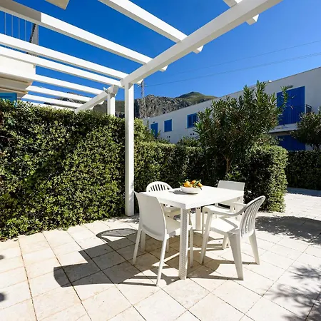 I Tre Golfi - Residenza Cala Azzurra * San Vito Lo Capo